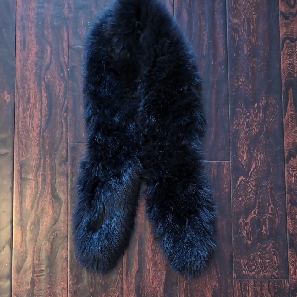 Ann Taylor Navy Faux Fur Neck Wrap Scarf - Picture 4 of 4